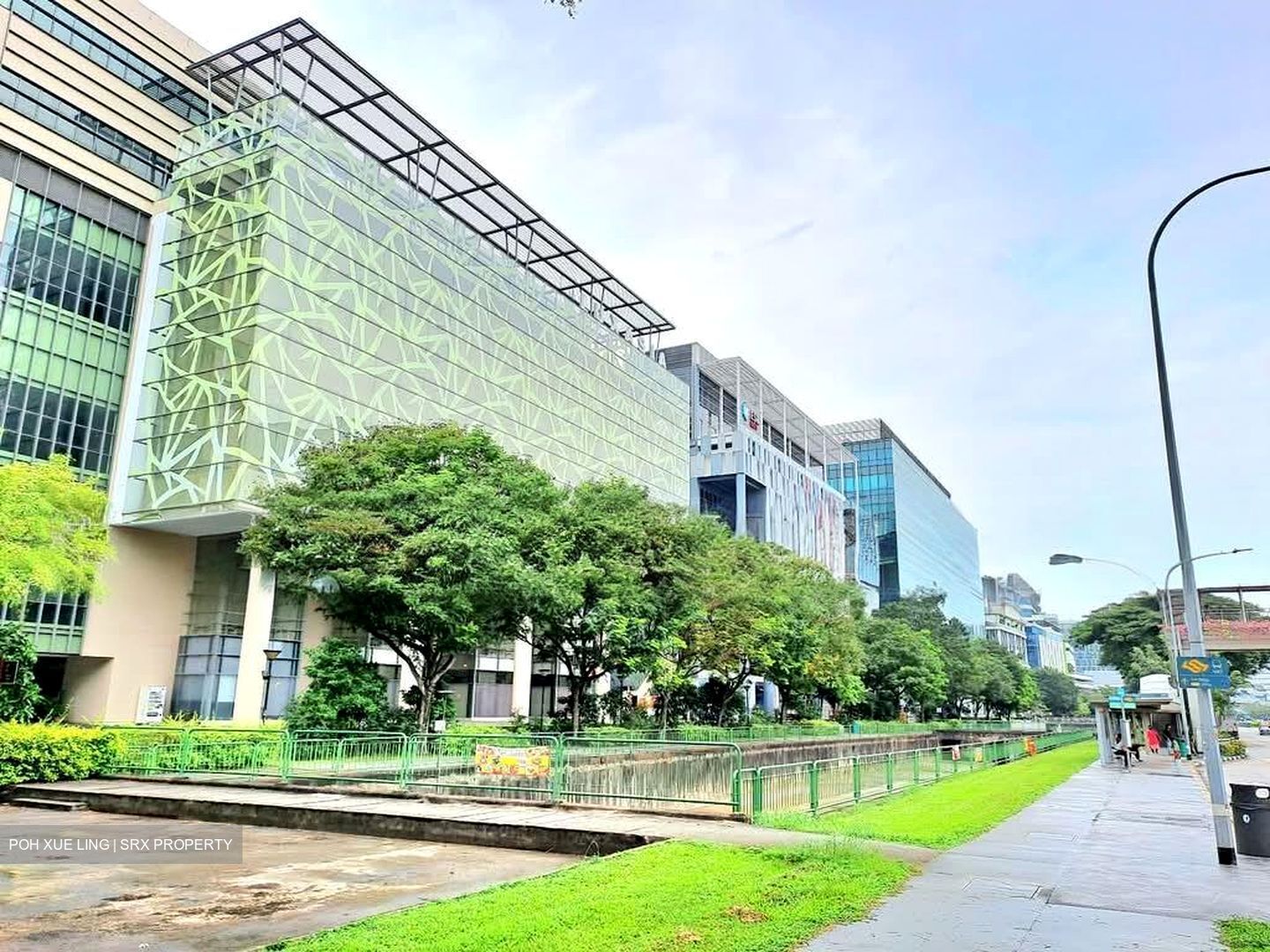 Luxasia Building (D19), Factory #601325781